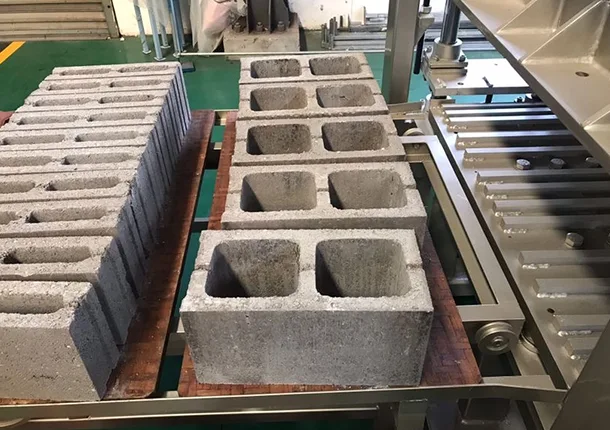 Mursteinfremstillingsmaskiner til salgs i Zimbabwe -ZCJK